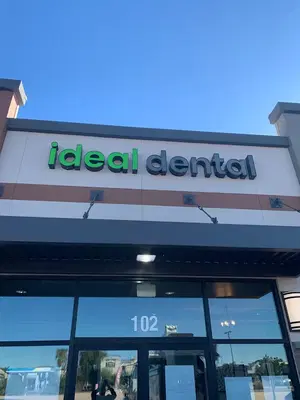 Ideal Dental Gilbert