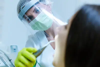 UDream Dental Implant Center