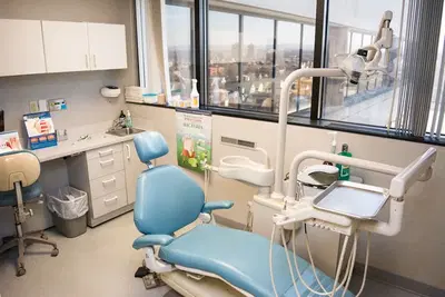 Crest Family Dental - Dentist in Hartford CT - Dental Implants, Wisdom Teeth, RCT & Emergency Dental