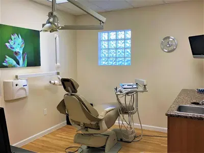 Park Lake Dental, Dr. Adam Lazar