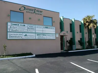 The Dental Makeover Center, Fred Banks DDS