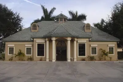 Waterside Aesthetic Dentistry, Dr Larry Dunford