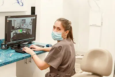 Reef Family & Cosmetic Dentistry