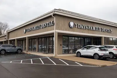 7 Days Family Dental - Southport