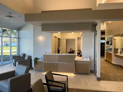 Pearl Dental Group At Jones Creek