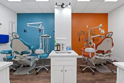 Springfield Dental for Kids & Adults -Dentist in Springfield Ma- Emergency Dental office.