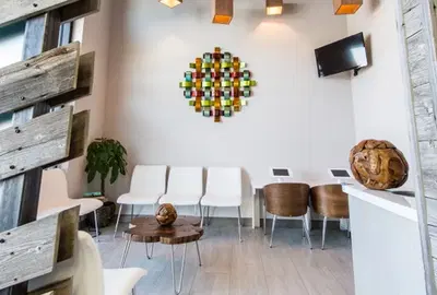 Hashwi Dental