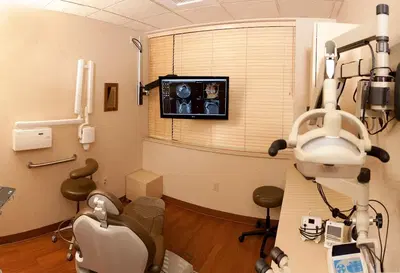 Reeves Endodontics and Associates