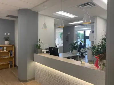 METROPOLITAN DENTAL, PLLC,