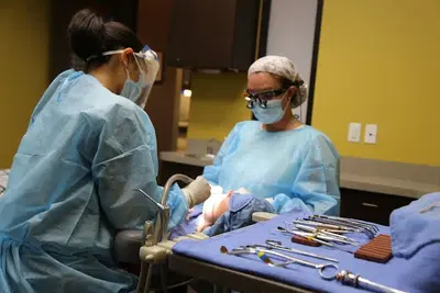 Anna M. Munné, DDS, PA & ASSOCIATES