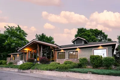 Manito Family Dentistry, Kelly A. Hennessey DDS